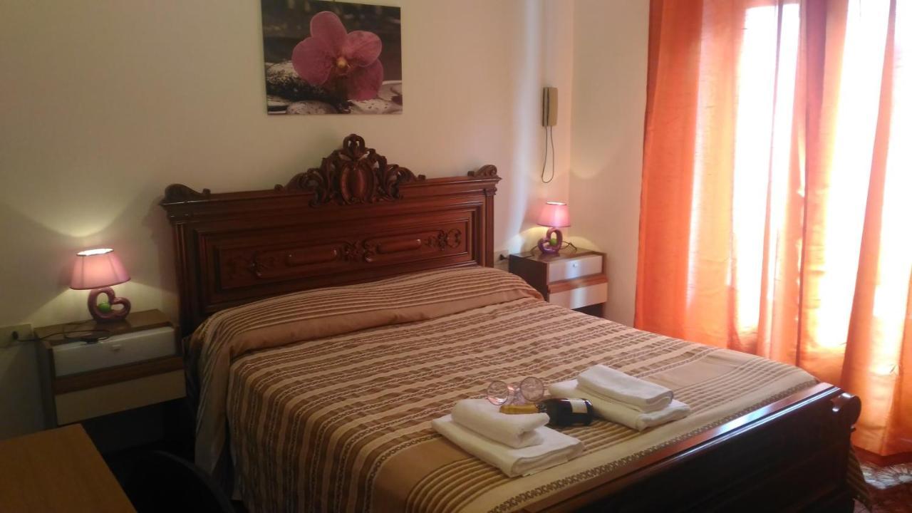 Hotel California Milazzo Exterior foto