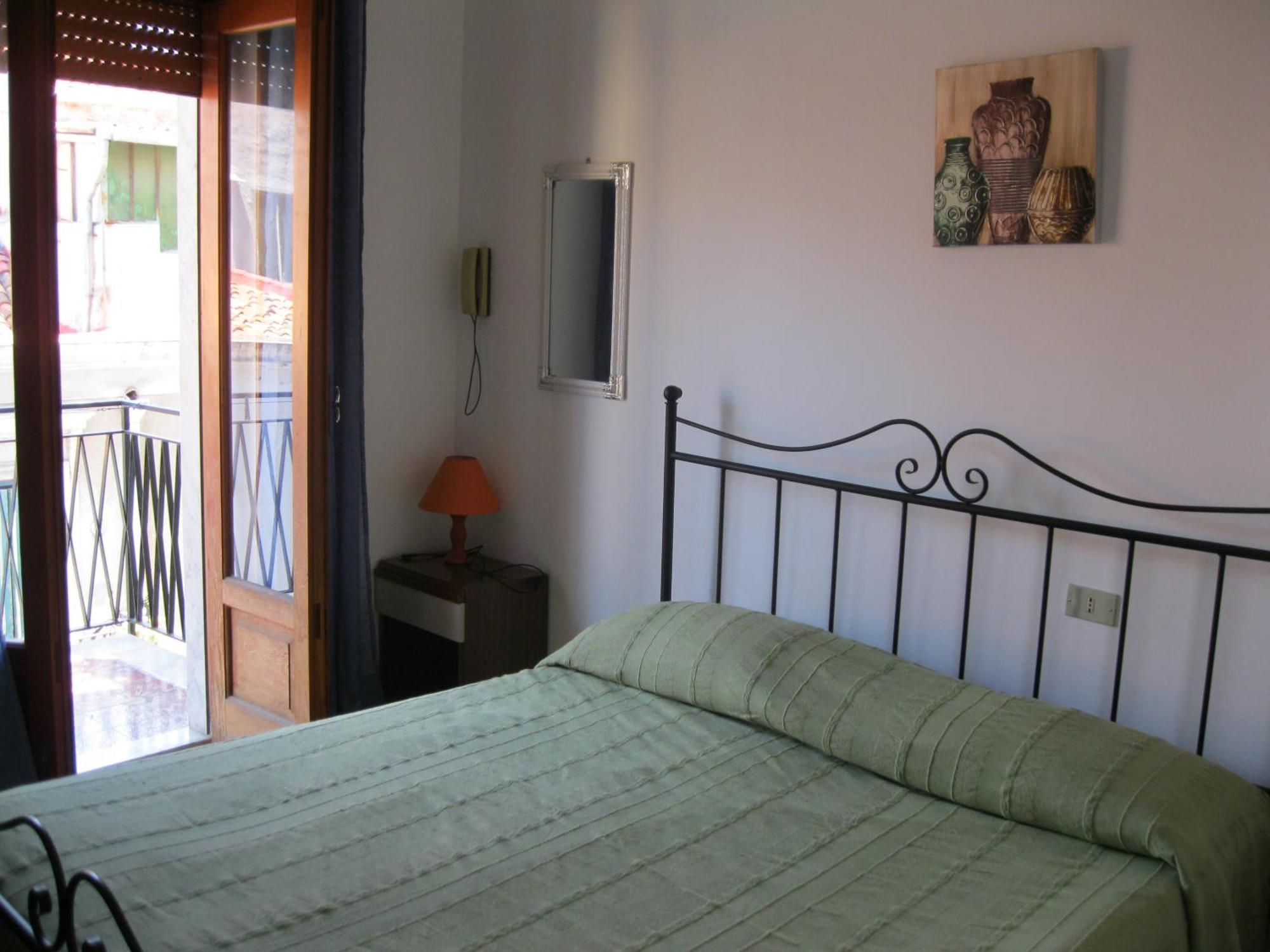 Hotel California Milazzo Habitación foto