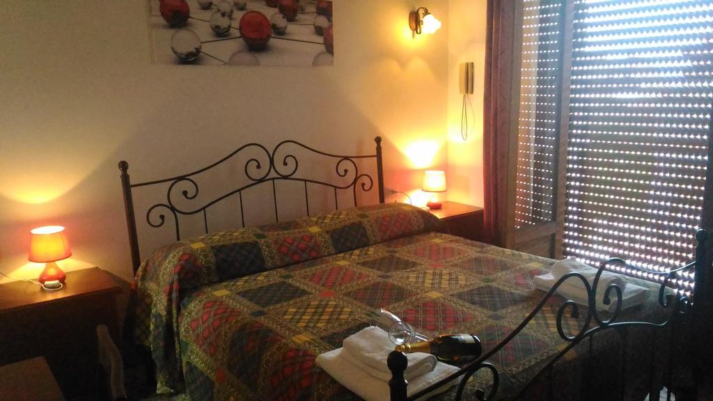 Hotel California Milazzo Exterior foto