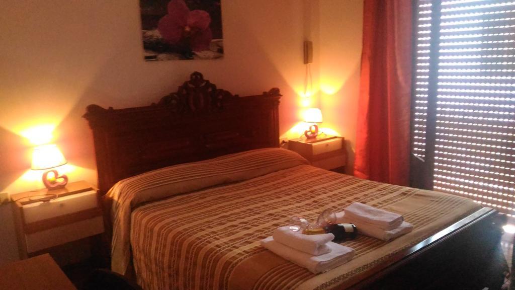 Hotel California Milazzo Exterior foto