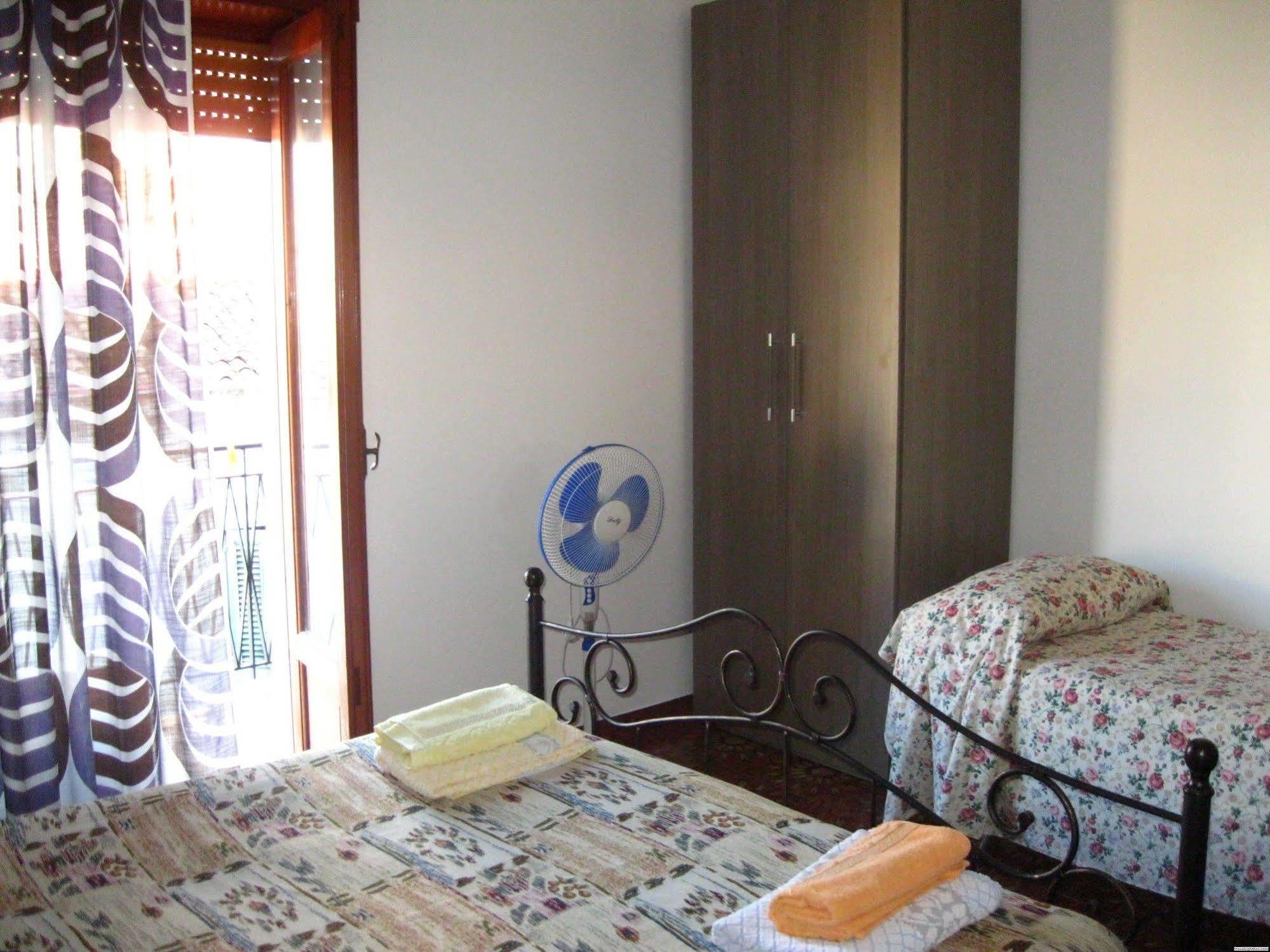 Hotel California Milazzo Exterior foto